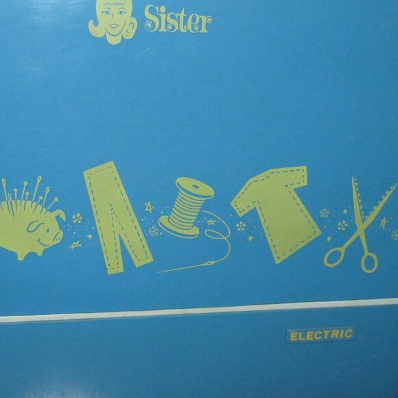 Vintage Sister Electric Kids Sewing Machine - Picture 6 of 15